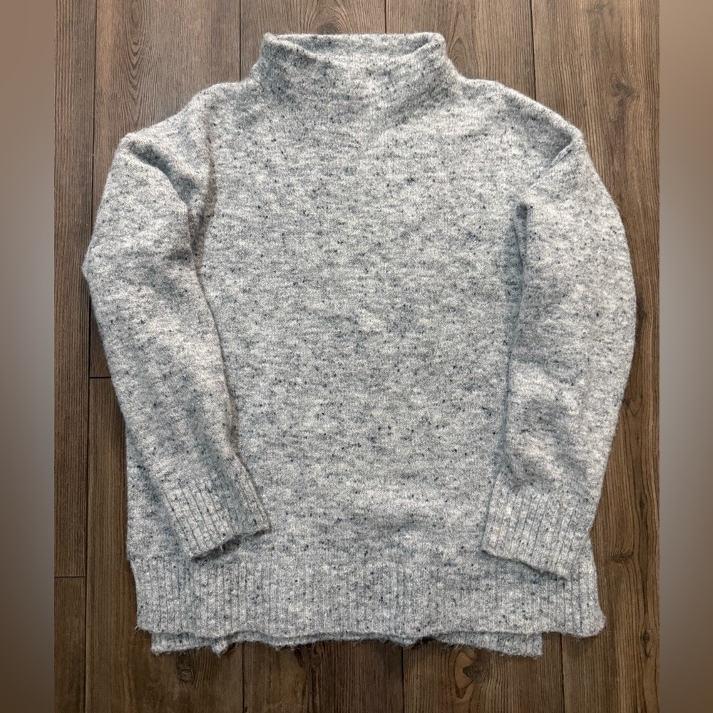 Well Worn Gray Marled Mock Neck Wool Blend Sweater Women’s Medium Cozy